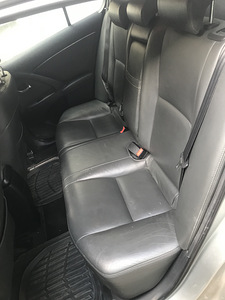 Toyota avensis 2.2 110kw (7 foto / 8)