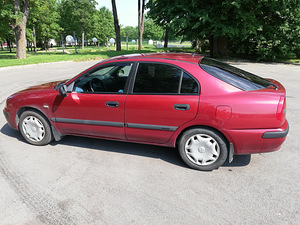 Mitsubishi carisma 2001 1.9 (3 foto / 7)