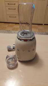 Продам блендер Smeg. (5 фото из 5)