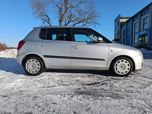 Škoda Fabia (3 foto / 7)