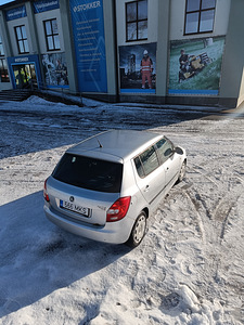 Škoda Fabia (5 foto / 7)