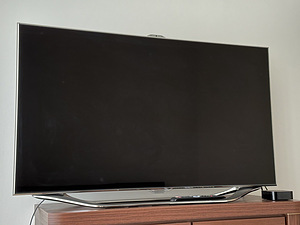 Samsung UE46ES8000 Full HD 46" LED 3D TV (2 foto / 6)