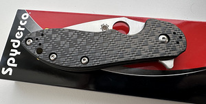 Spyderco Domino Carbon fiber XHP Knife C172CFTIP (6 foto / 10)
