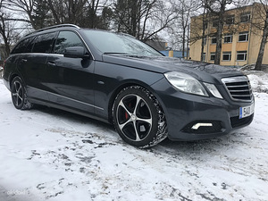 Mercedes-Benz E350 AVANGADRE blueEfficiency 3.0 CDI 170kw (1 foto / 11)