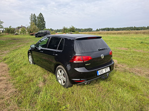 Volkswagen Golf 7 (6 foto / 13)