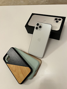 iPhone 11 pro + зарядное устройство/чехлы (2 фото из 5)