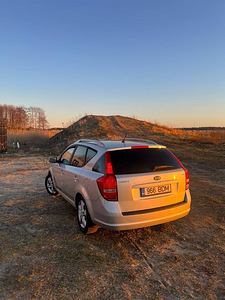 Kia Ceed Facelift Comfort 1.6 66kV (5 foto / 10)