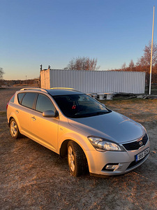 Kia Ceed Facelift Comfort 1.6 66kV (6 foto / 10)
