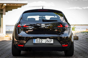 SEAT LEON CUPRA (4 фото из 6)