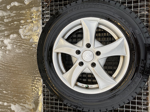 Диски и шины vW Transporter R16 (3 фото из 8)