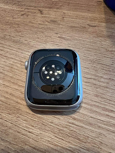 Apple Watch Series 7 45mm (4 foto / 6)