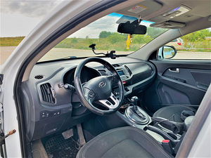 KIA Sportage 2.0 120kw (7 foto / 9)