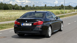 BMW F10 530d (6 foto / 10)