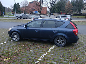 Kia Ceed diisel (9 foto / 15)