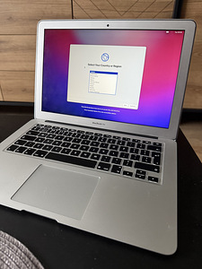 MacBook Air 13” (2017) | i5 / 8GB / SSD | Heas seisukorras (1 foto / 2)