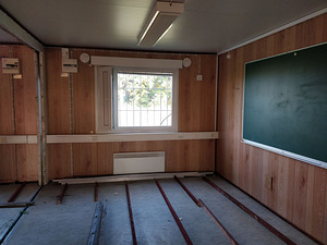 Moodulmaja 59,5m2 / Soojakud 9x3.3m / “Konteiner maja” (6 foto / 9)