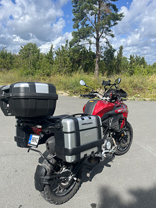 Benelli trk 502x 2019a (9 foto / 10)