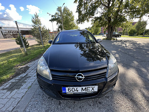 Opel Astra Wagon (3 фото из 15)