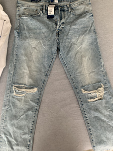 Новые джинсы hm (2 фото из 2)