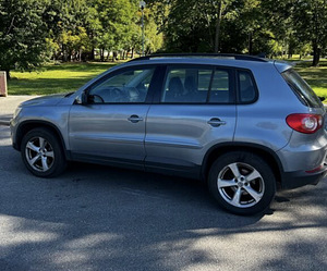 VW tiguan (4 фото из 8)