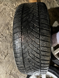Audi velged ja rehvid (3 foto / 5)