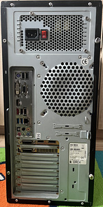 I7 3770K | GTX 1060 | 12 GB DDR3 | 128 GB SSD (2 foto / 4)