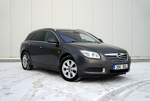 Opel Insignia Sports Tourer 2.0 118kW, 2010