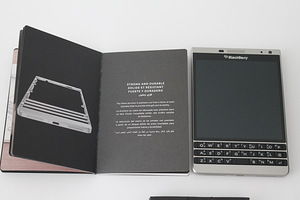 Uus Blackberry Passport, ainulaadne Silver Edition (4 foto / 10)