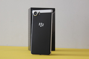 Tippklassi Blackberry Keyone, uueväärne (9 foto / 10)