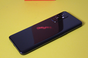 Võimas Oneplus 9 5G, uueväärne (3 foto / 9)