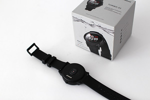 Võimekas Mobvoi Ticwatch E2, uueväärne (6 foto / 7)