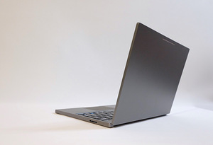 Ainulaadne Google Pixel Chromebook i5, ideaalses seisukorras (1 foto / 9)