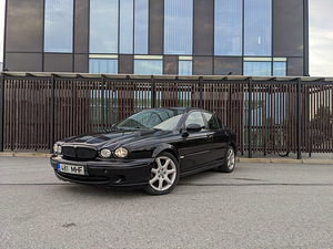 Ökonoomne Jaguar X-Type, väga heas korras (6 foto / 10)