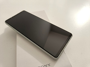 Tippklassi Sony Xperia 1 IV, ideaalses seisukorras (6 foto / 10)