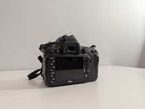 Profikaamera Nikon D610 täiskaader, ideaalses seisukorras (2 foto / 9)