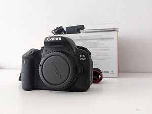 Новый Canon 700D профессиональная камера (1 фото из 9)