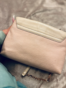 Guess, Ted Baker, Calvin Klein Jeans ORIGINAL сумки (5 фото из 10)