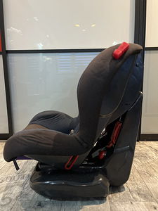 Детское автокресло Welldon (3 фото из 9)