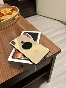 iPhone xs max (1 фото из 5)