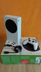 Xbox серии S (1 фото из 4)