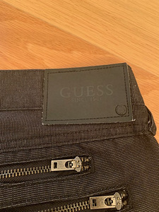 Guess mustad riidest püksid (slim) suurus 32/32 (4 foto / 4)