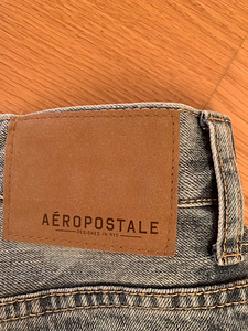 Teksad Aeropostale suurusele 32/32 (2 foto / 3)