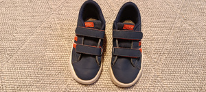 Adidas jalanõud, suurus 26 (4 foto / 4)
