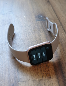 Müüa Apple Watch SE 40mm (roosa kuld, alumiinium) (1 foto / 9)