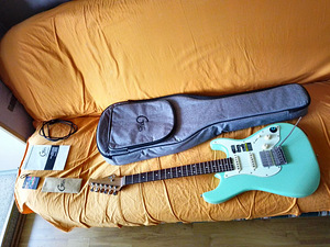 Mooer GTRS S800 Surf Green With Integrated Audio Interface (1 foto / 8)
