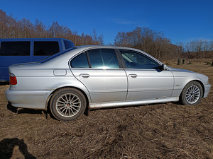 Varuosadeks BMW e39 525i 141 kW (2 foto / 10)