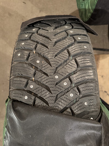 Talverehvid Toyo Ice Freezer 225/55 R19 (7 foto / 7)