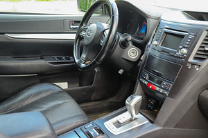 Subaru Outback 2.5 127kw (10 foto / 13)