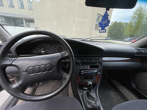 Audi 100 Avant C4 (6 foto / 7)