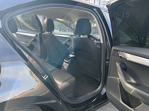 Skoda Octavia 1.6 85kW (9 foto / 11)